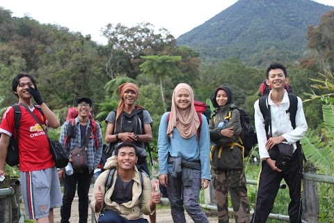 Langkah Ceria di Gunung Pangrango