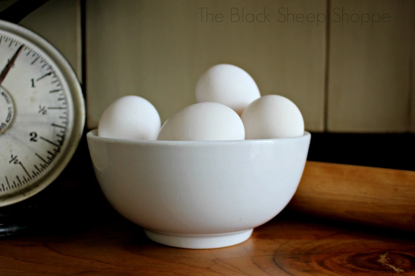 Eggs in white bowl