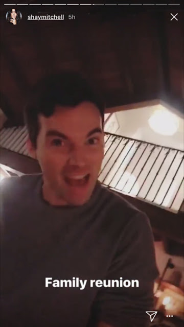 "Pretty Little Liars" Reunion Ian Harding goofy face, "family reunion"