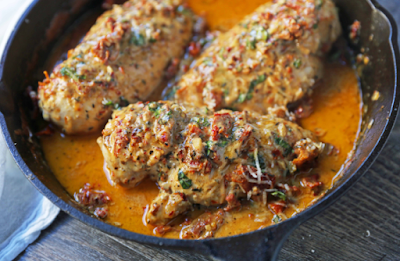  It is chicken chests sauteed in olive oil and arranged with salt and pepper MARRY ME CHICKEN #dinner #recipes