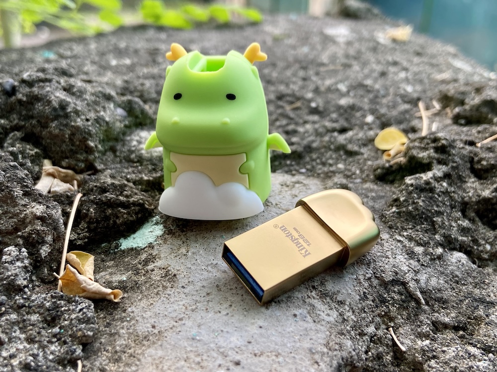 Limited-Edition Kingston 2024 Mini Dragon USB Flash Drive Unboxing and Review