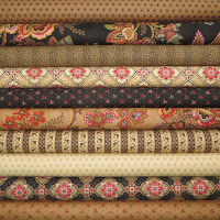 https://www.pelennapatchworks.co.uk/moda-pumpkin-pie-fabric/moda-pumpkin-pie-rbrown-cream-10-fat-quarter-pack.html