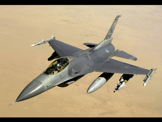 wallpaper pesawat tempur F16, gambar pesawat tempur