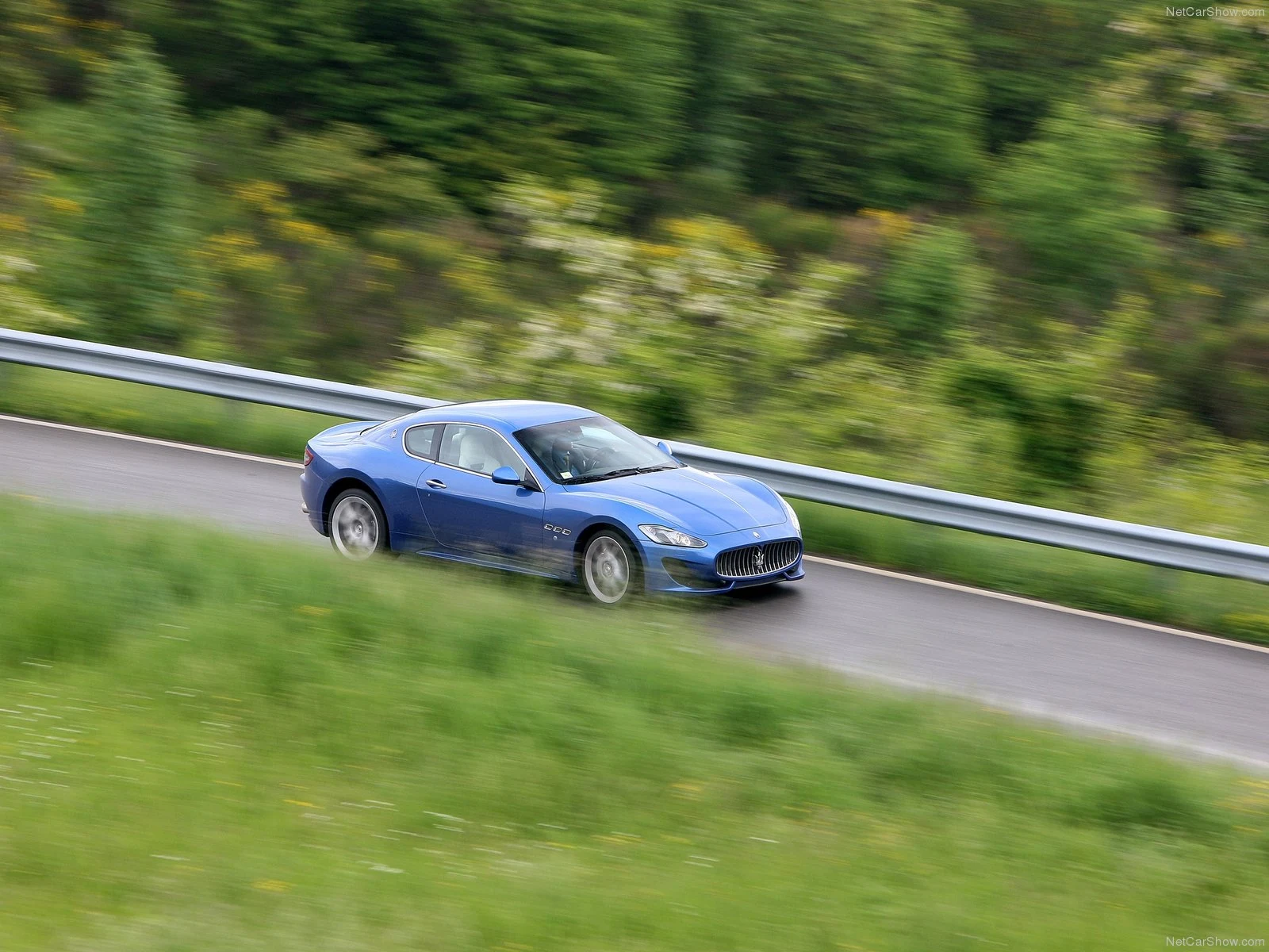 Hình ảnh siêu xe Maserati GranTurismo Sport 2013 & nội ngoại thất