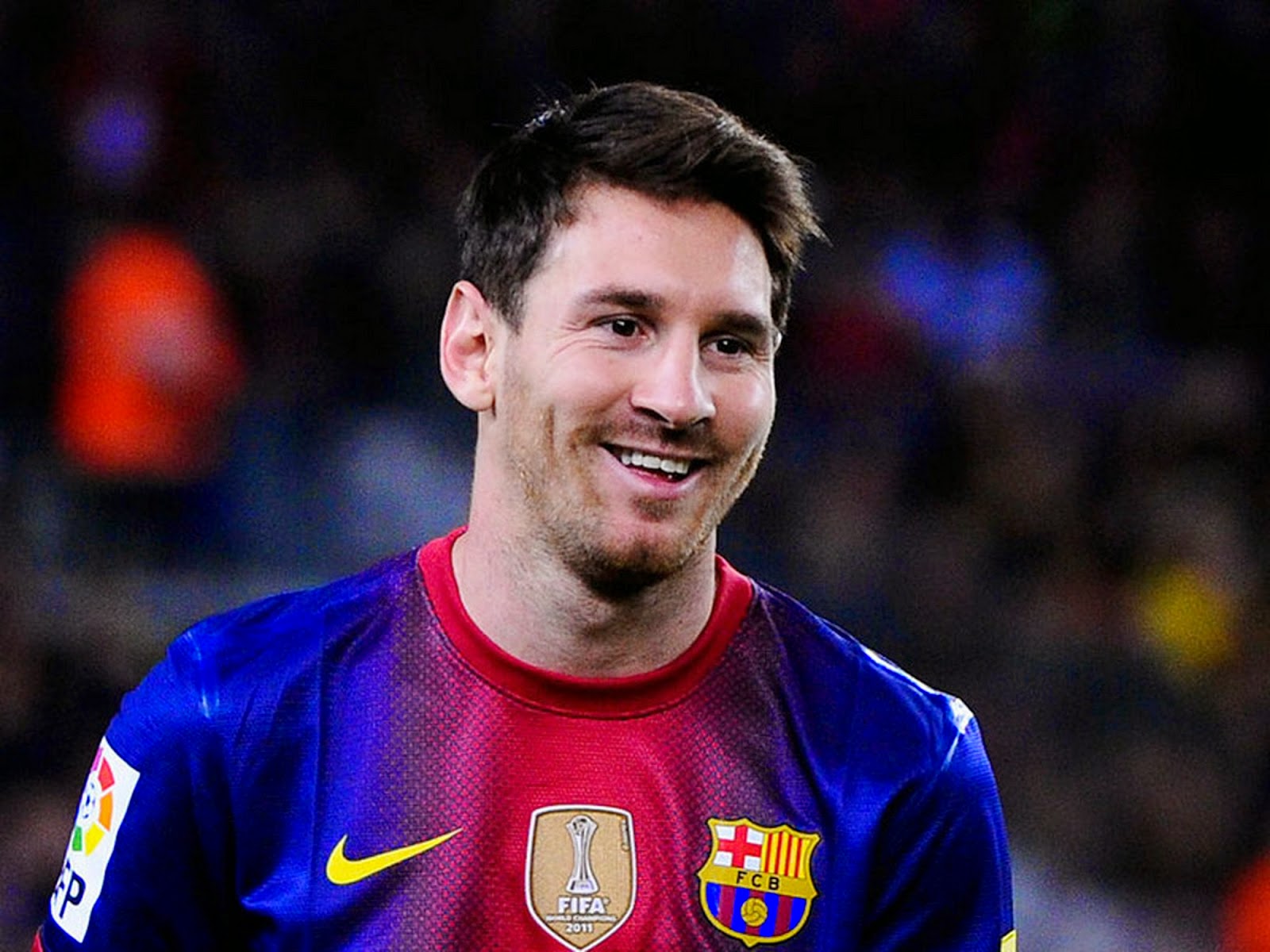 Pemain Barcelona Lionel Messi Mencetak Gol Ke Gawang Villarreal Dengan Skor 3-1 Di Semifinal Copa del Rey 