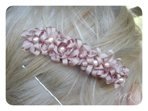 grad hair clip 1