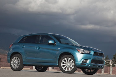 2011 Mitsubishi Outlander Sport Photo