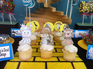 Wizard of Oz Character Cupcakes with Dorothy, Tin Man, Scarecrow, Cowardly Lion, Glinda the Good Witch and the Wicked Witch of the West