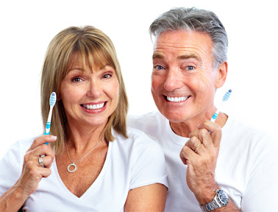 Cách chăm sóc răng miệng cho người cao tuổi