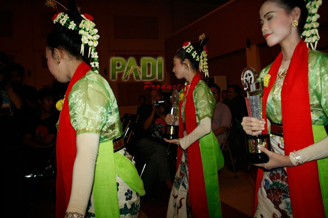 Tari Tradisional Festival Film Daerah Jawa Tengah 2013 di Tegal