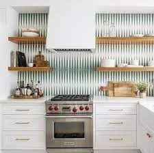 How To Decorate A Small Kitchen: Furniture & Decor