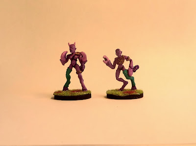 Slaanesh, Daemonette, demonette, Fleshthrob, thirteenth, unreleased, oop, Games, Workshop, blood, bowl, team, painted