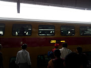 Lack of space and the placement of the water holder is right at knee length. (ahmedabad mumbai express train and )