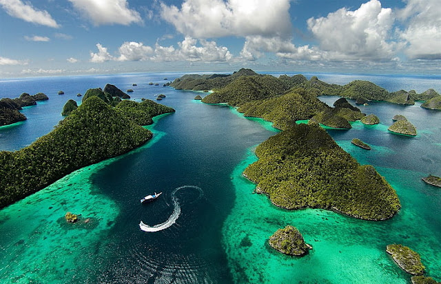 keindahan alam di Raja Ampat, Papua