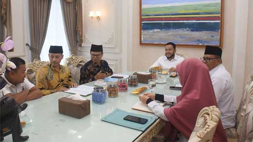 Fadly Amran berdialog dengan pengurus BWI Padang Panjang