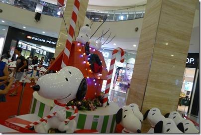 DREAM BIG WITH SNOOPY & FRIENDS @ The Shore Shopping Gallery 2015