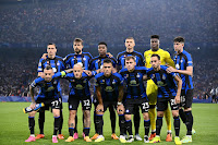 F. C. INTERNAZIONALE MILANO. Temporada 2022-23. Matteo Darmian, Francesco Acerbi, Denzel Dumfries, Edin Džeko, André Onana, Alessandro Bastoni. Marcelo Brozović, Federico Dimarco, Lautaro Martínez, Nicolò Barella, Hakan Çalhanoğlu. MANCHESTER CITY F. C. 1 🆚 F. C. INTERNAZIONALE MILANO 0 Sábado 10/06/2023, 21:00 horas. Liga de Campeones de la UEFA, final. Estambul, Turquía, estadio Olímpico Atatürk: 71.412 espectadores. GOLES: ⚽1-0: 68’, Rodri Hernández.