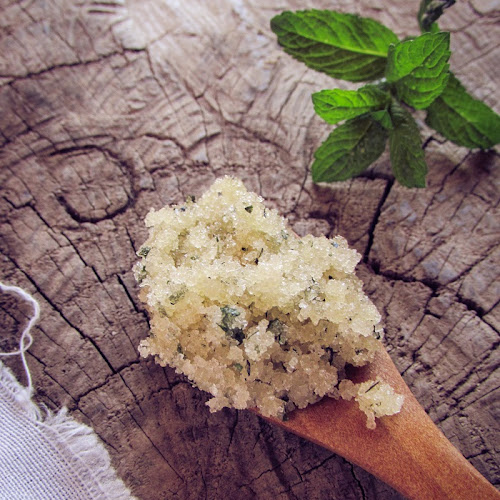 DIY: Exfoliante Para Pies con Menta