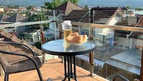 View Gunung Arjuno di Balkon lantai 2