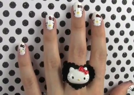 hello kitty nails