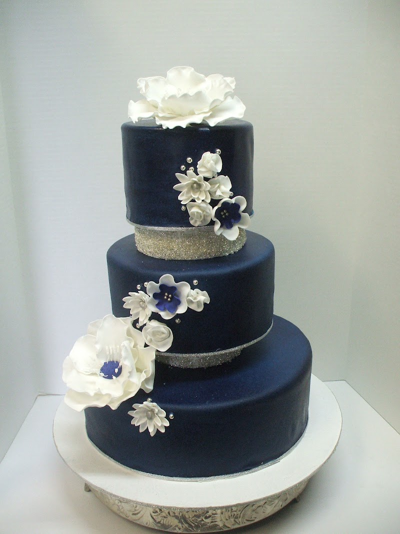 55+ New Style Wedding Cake Navy Blue