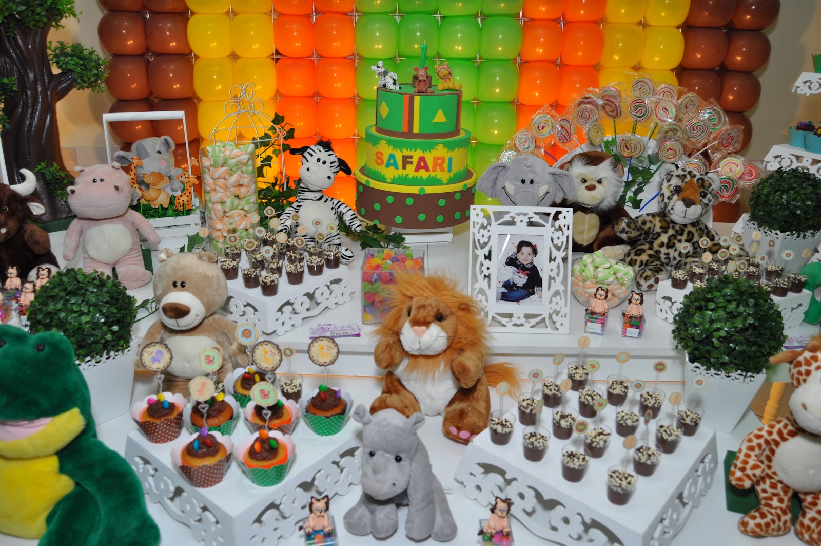Veja fotos de como decorar uma festa infantil com tema safari Mães 