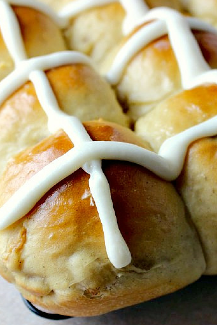 Easy Hot Cross Buns | Renee's Kitchen Adventures