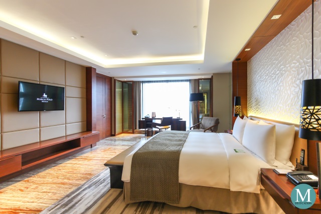 Deluxe Suite at Marco Polo Ortigas Manila