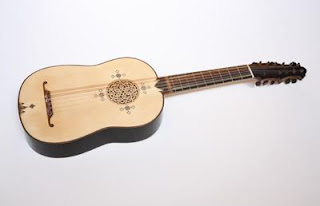 Gitar dan Sejarahnya