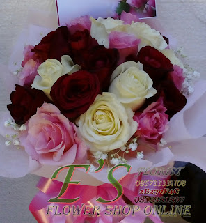 hand bouquet surabaya