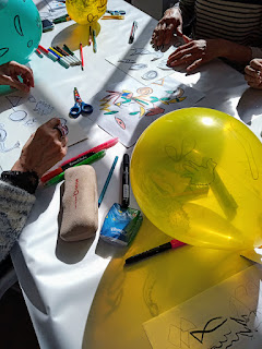 Atelier monotypes ballons sous verrière Musée Georges Sonneville Gradignan