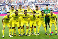 VILLARREAL C. F. - Villarreal, Castellón, España - Temporada 2017-18 - Víctor Ruiz, Rodrigo, Enes Ünal, Álvaro y Andrés Fernández; Rukavina, Carlos Bacca, Pablo Fornals, Manu Trigueros, Jaume Costa y Nicola Sansone. LEVANTE U. D. 1 (Morales) VILLARREAL C. F. 0. 21/08/2017. Liga de 1ª División, jornada 1. Valencia, estadio Ciutat de Valencia.