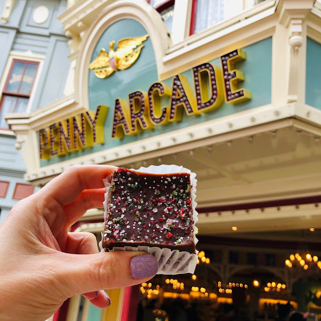 Disneyland Holidays, Christmas, holiday season, Disneyland, top Disneyland holiday ideas, Disneyland Peppermint Fudge, Candy Palace