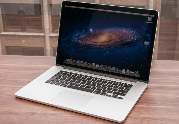 تحديث macOS يجلب عمر بطارية أفضل لأجهزة MacBooks
