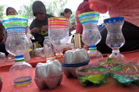 Penting Aneka Kreasi Bunga Dari Botol Plastik