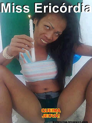 foto de mulher bizarra para postar no face