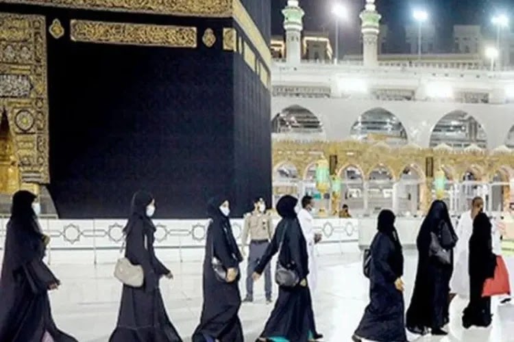 اسلامی نظریاتی کونسل نے خواتین کو محرم کے بغیر حج پر جانے کی مشروط اجازت دیدی
