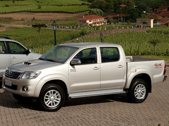 Toyota Hilux e SW4 2012 diesel