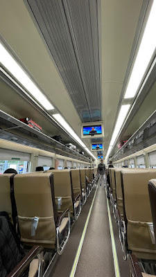 Interior Kereta Api Kertajaya