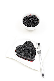 Valentine blueberry cake and frozen blueberrys