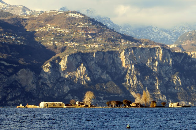 isola lago di garda