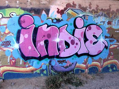 3 Graffiti Bubble Letters Indie Design