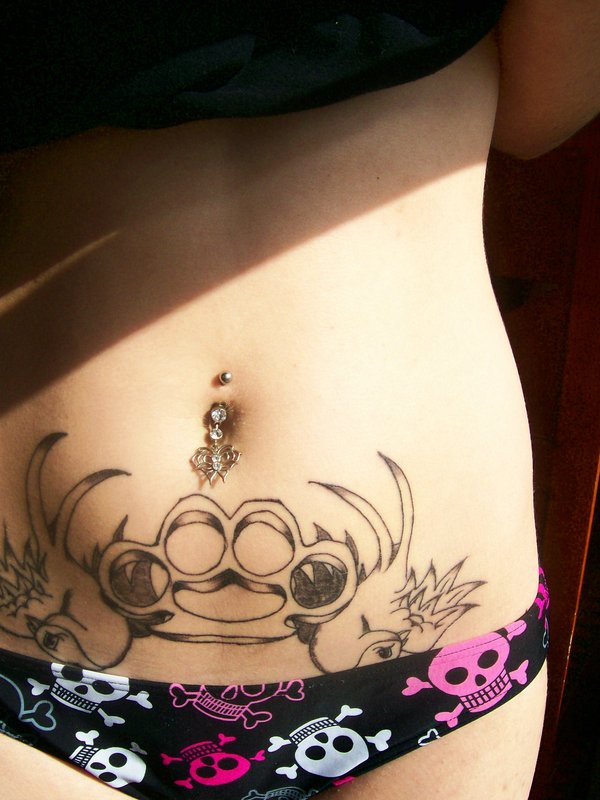 Tattoos Design on Belly