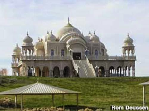 Holi Spanish Fork Batman Meet Me At The Lotus Temple