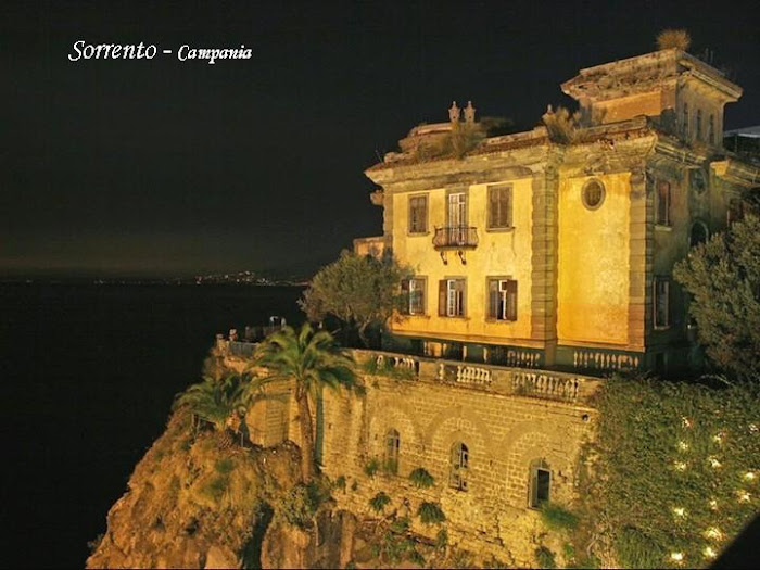 Italy at Night - Awesome Photos...