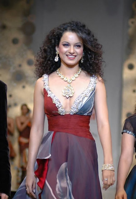 hot and spicy actress Kangana Ranaut photos