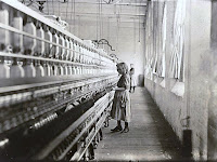 Sadie Pfeifer Cotton Mill Spinner (1908), child labor photograph by Lewis Hine.