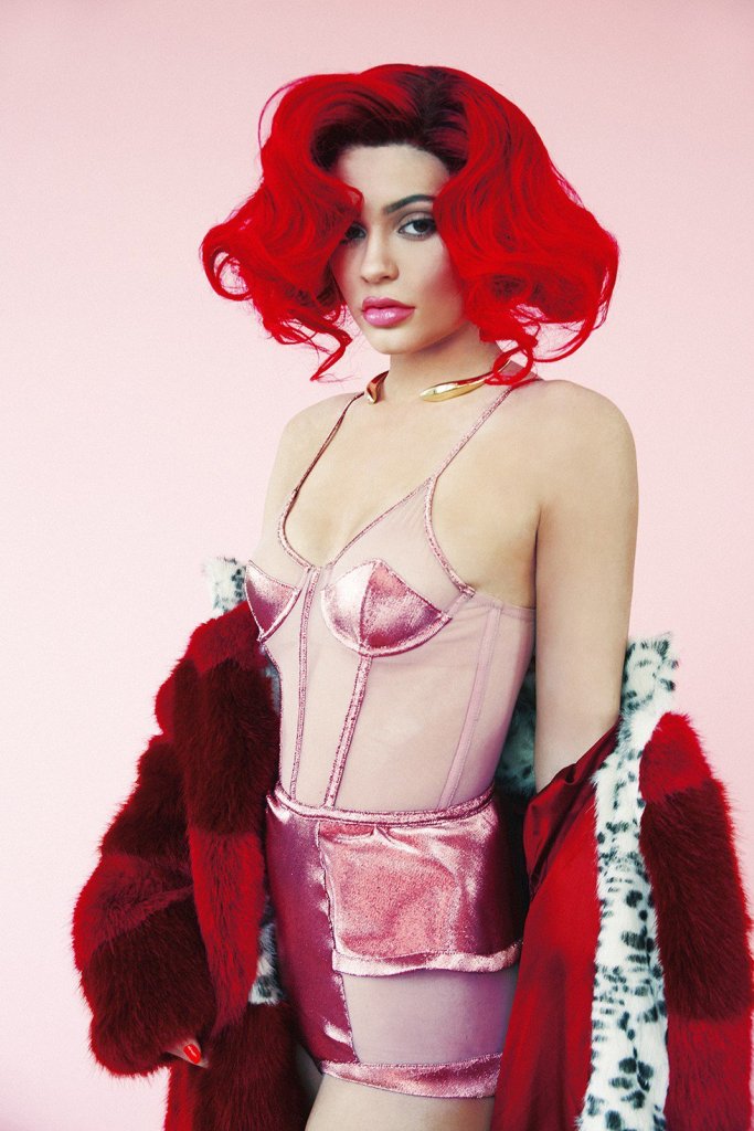 kylie jenner sexy models paper magazine photos