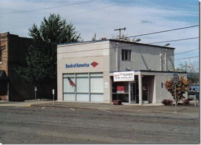 State Bank of Rainier Building in Rainier, Oregon on September 5, 2005