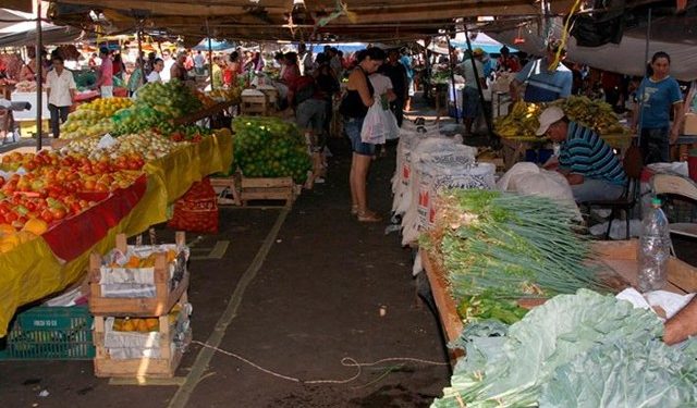 Prefeitura da Capital decide liberar feiras livres, mas sob controle